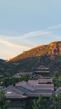 长芯博创拟3.75亿收购上游企业 标的母公司多次IPO折戟 收购方业绩高涨却遭股东减持