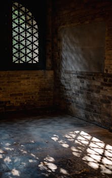 看好存储&先进逻辑扩产，设备商国产化迎新机遇