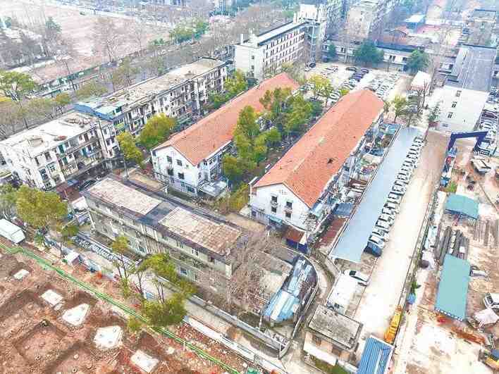 住房公积金制度正迎来显著变革，多地持续优化政策，住房消费场景得到明显拓展。