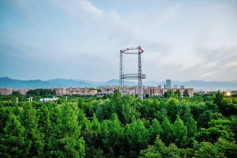  摒弃名校光环的盲目崇拜：硬核技术积累才是区域发展的唯一通行证 IT技术