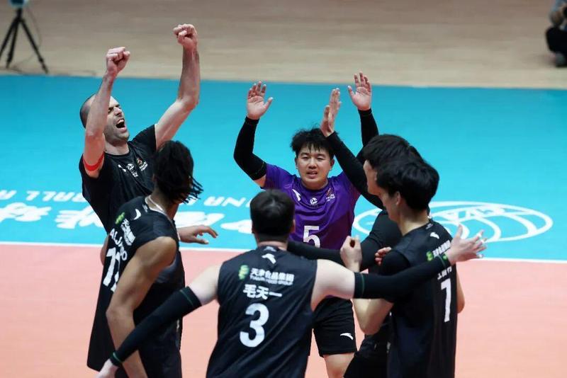  【战术解码】4月5日津门双线作战：数据背后的生存逻辑与破局密码 体育新闻