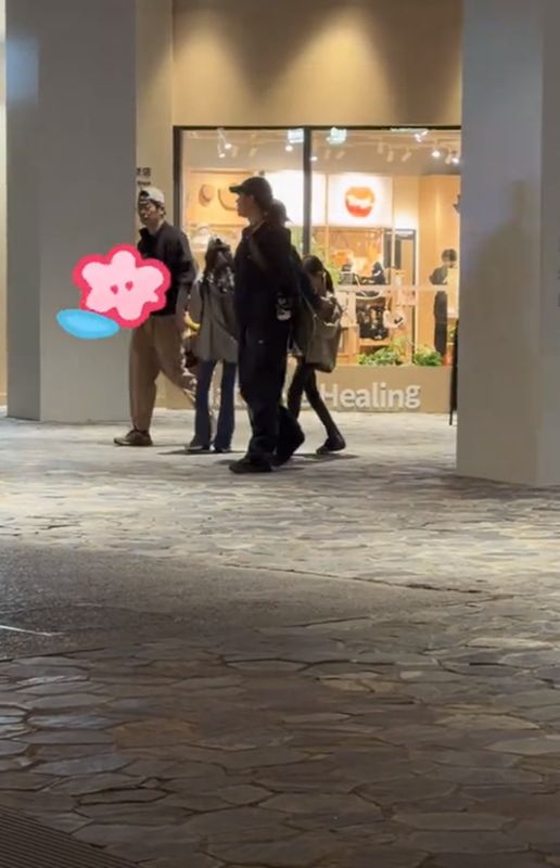  镜头之外的朱亚文：低调穿搭哲学与明星生活的真实边界 娱乐新闻