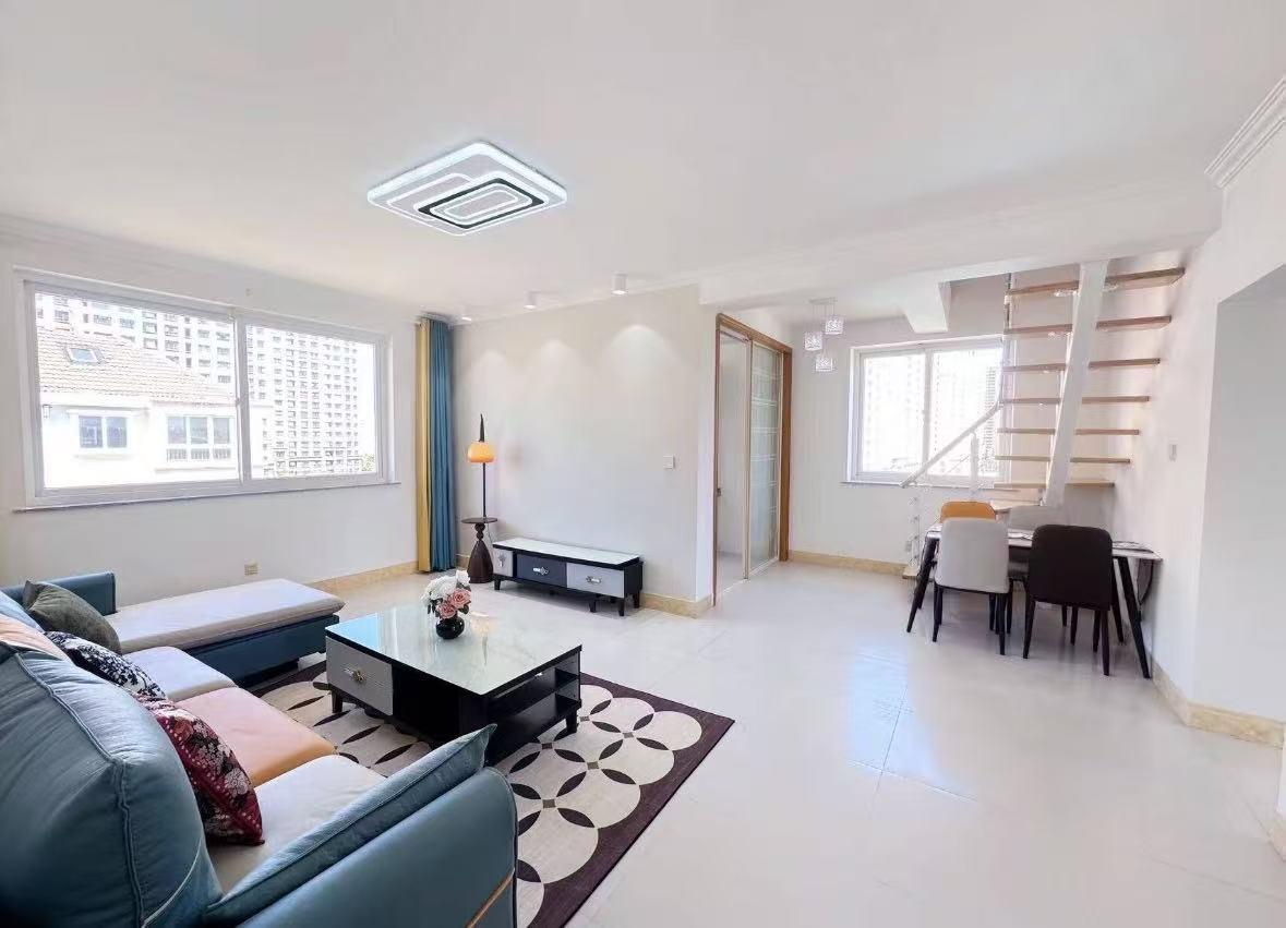  万元买复式房？这场拍卖背后的冷思考 房产家居