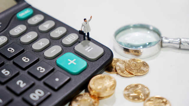  服务业扩能提质的深层逻辑：解读国务院100万亿目标与产业变革路径 新闻